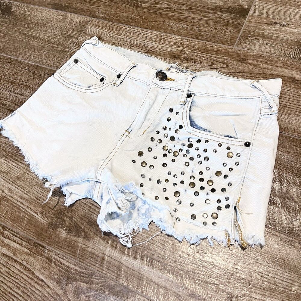 Free People Shorts Size 26 White Golden Hippie Cut Off Distressed Boho Studded